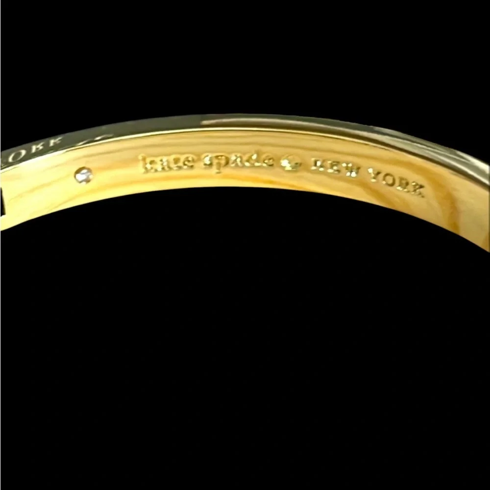 kate spade new york‎ Gold-Tone Green Enamel Flower Bangle Bracelet NWT